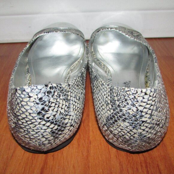 Candy Couture Snakeskin Print Silver Toe Flats - Sz 8 - Picture 7 of 10